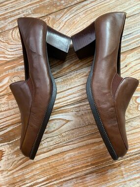 Vintage 90s Aerosoles What’s What Brown Leather Block Heel Loafers 8.5M